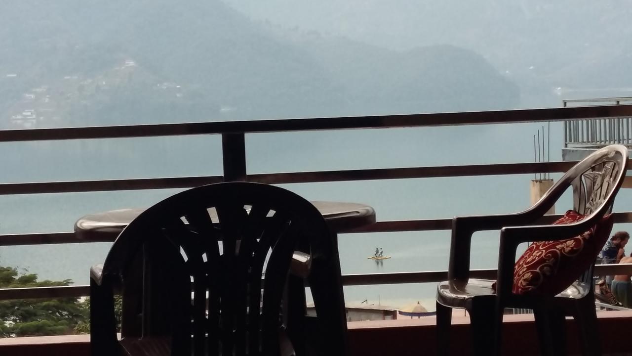Hotel Bhadrakali Pokhara Inn Экстерьер фото