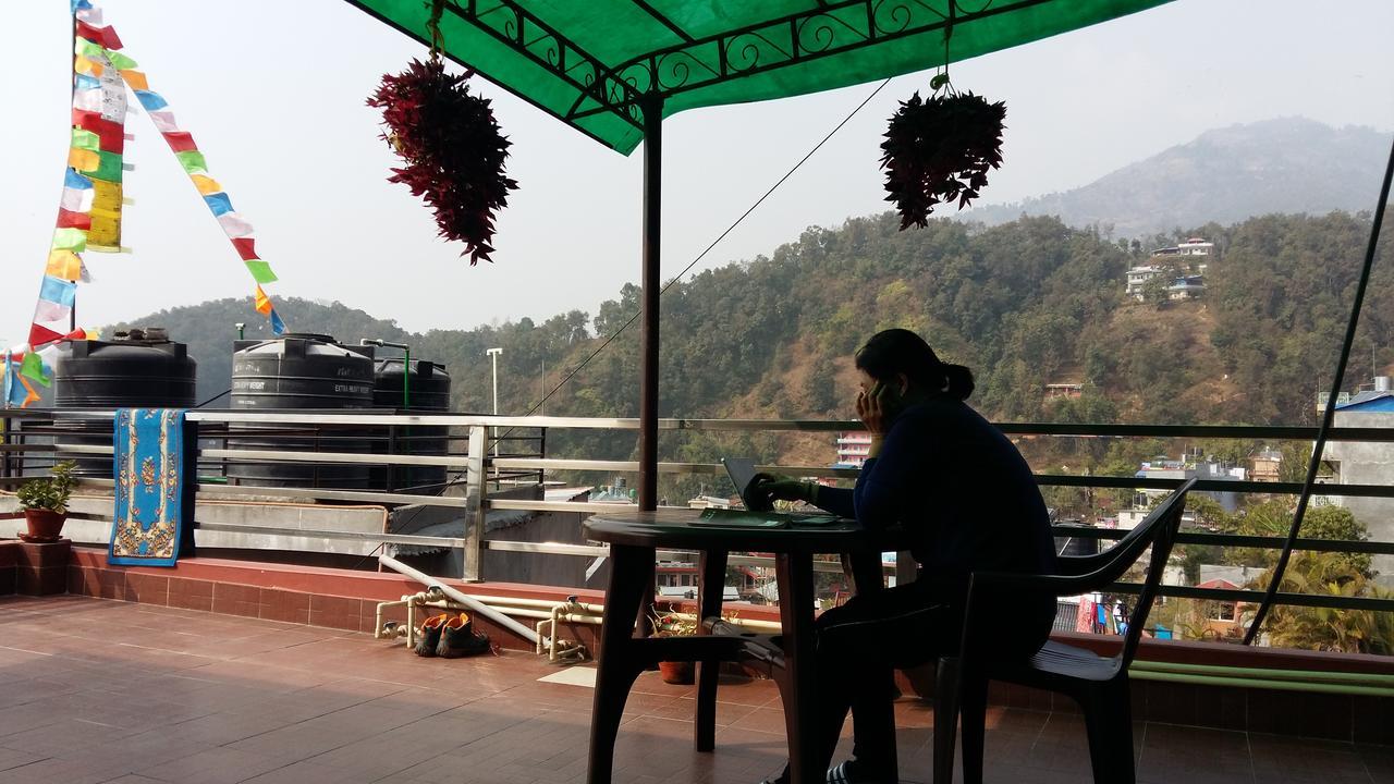 Hotel Bhadrakali Pokhara Inn Экстерьер фото