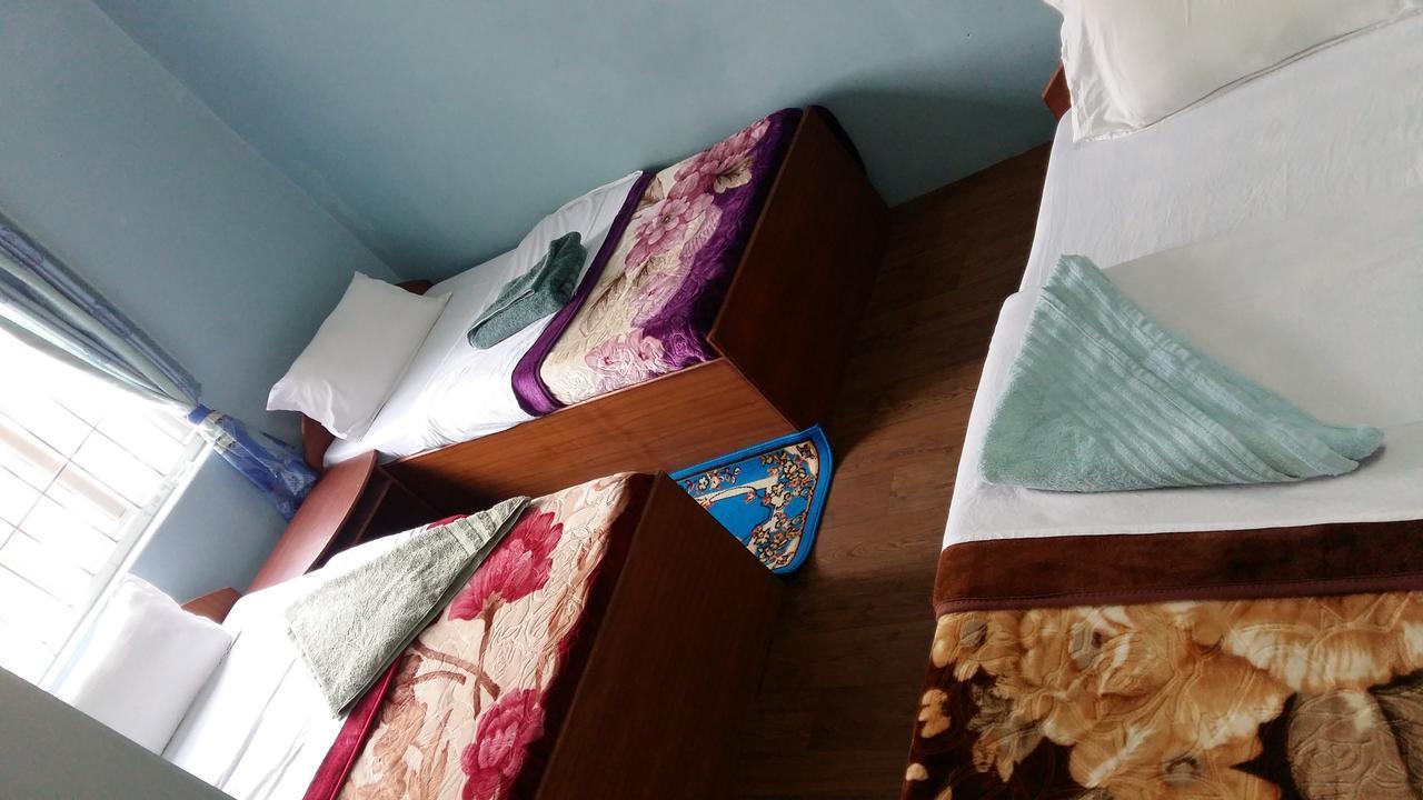 Hotel Bhadrakali Pokhara Inn Экстерьер фото