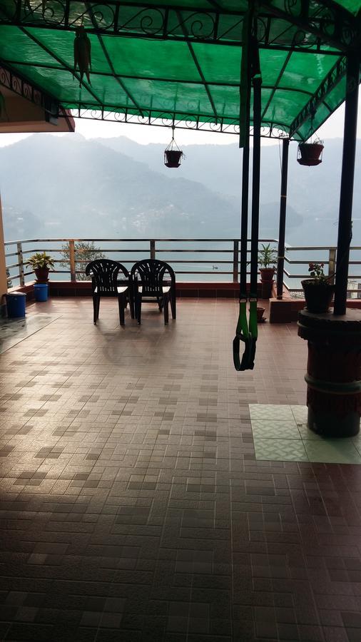 Hotel Bhadrakali Pokhara Inn Экстерьер фото