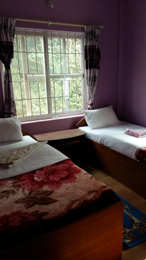 Hotel Bhadrakali Pokhara Inn Экстерьер фото