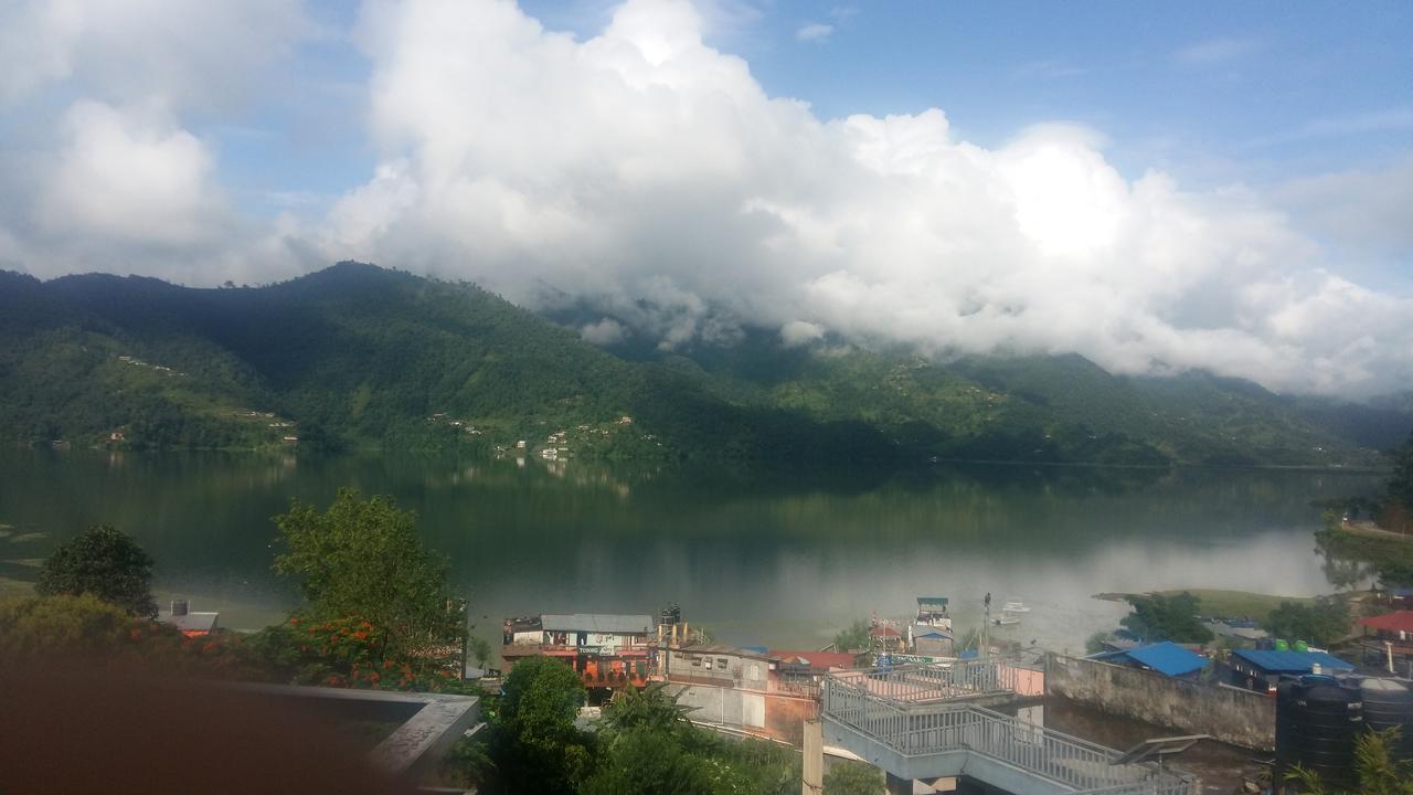 Hotel Bhadrakali Pokhara Inn Экстерьер фото