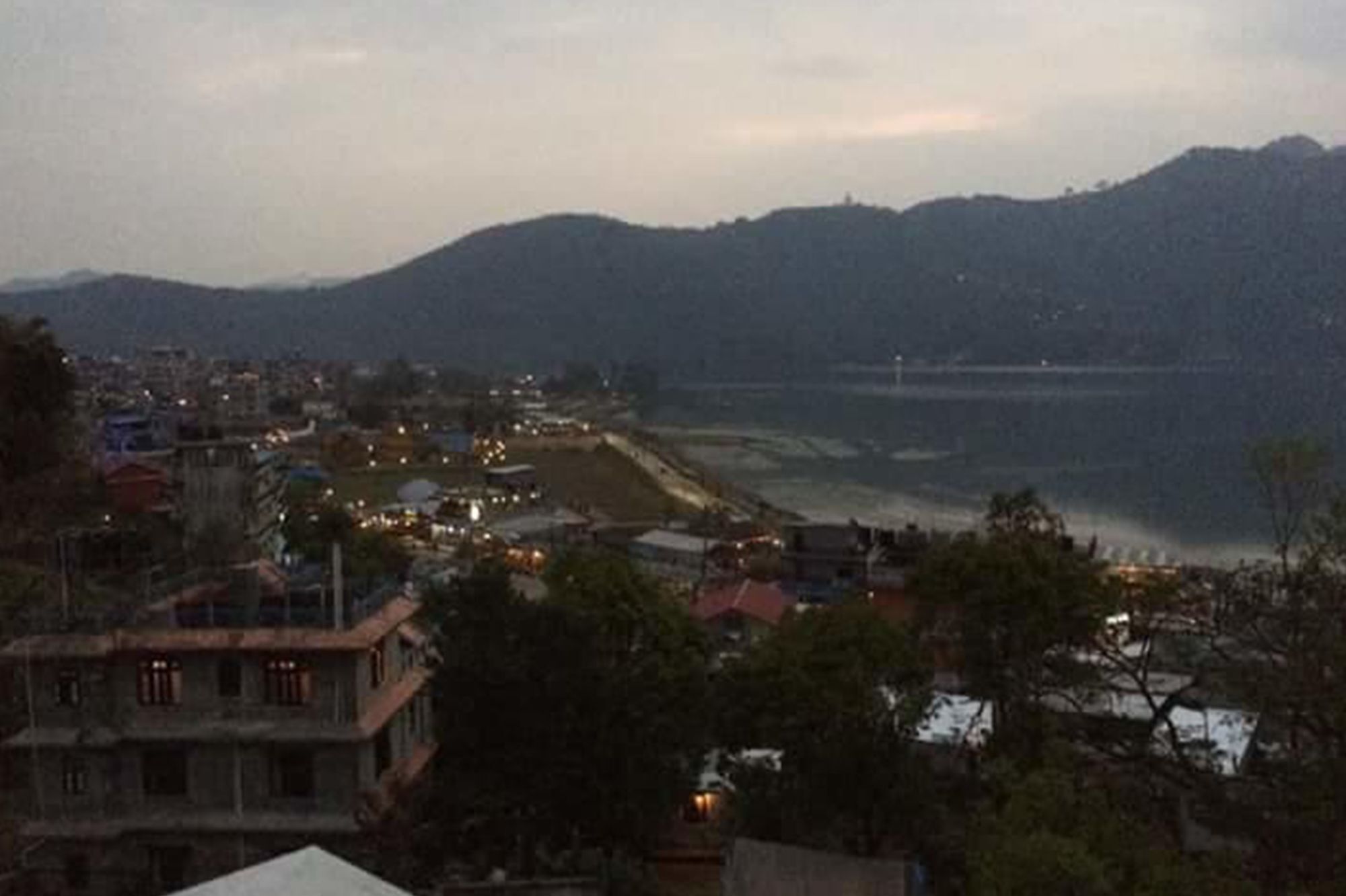 Hotel Bhadrakali Pokhara Inn Экстерьер фото